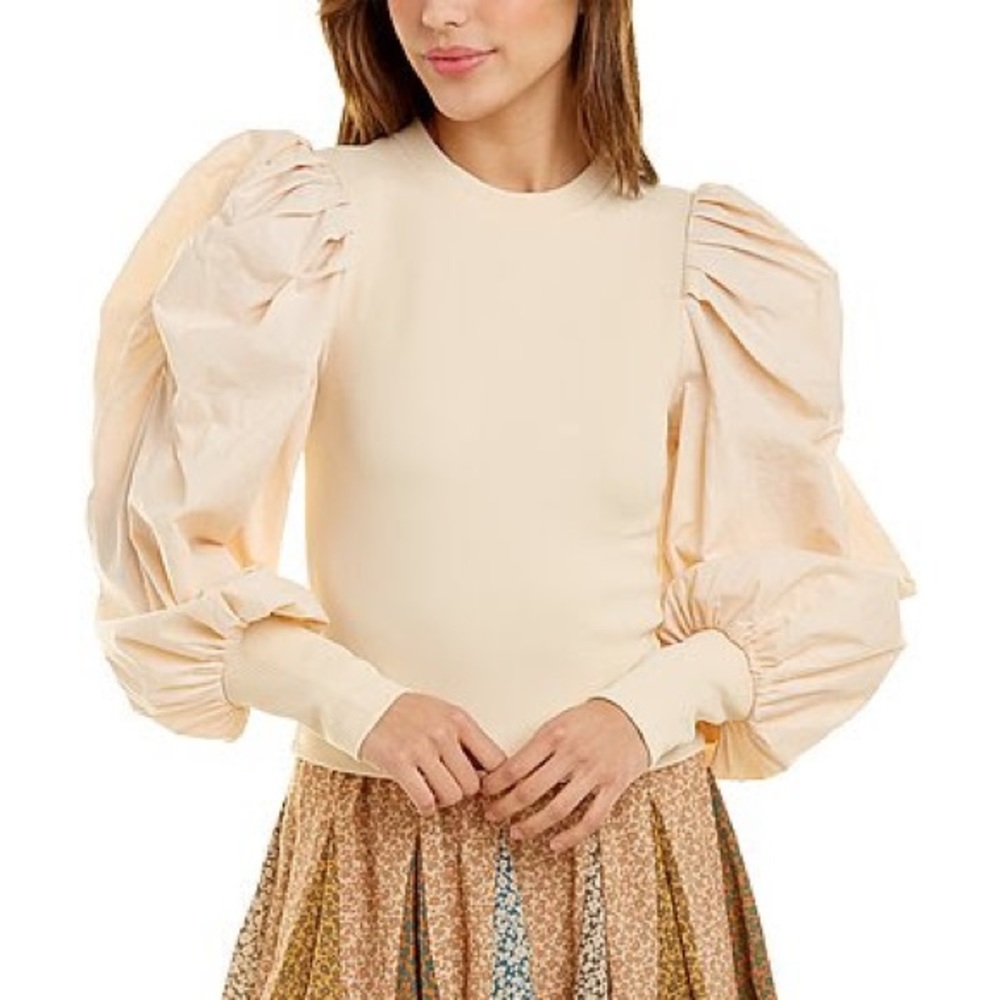*NWT* Destinaire Puff Sleeve Top